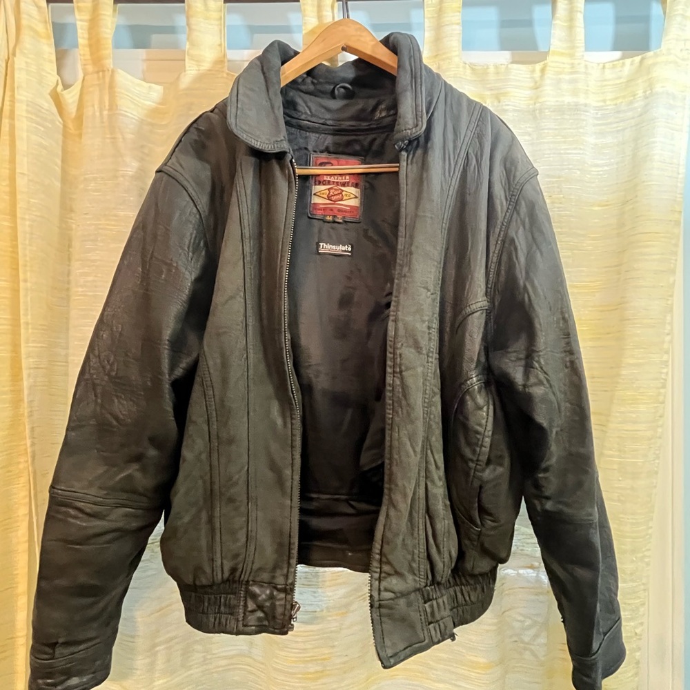 Vintage Reed Black Leather sportswear bomber coat with Thinsulate liner